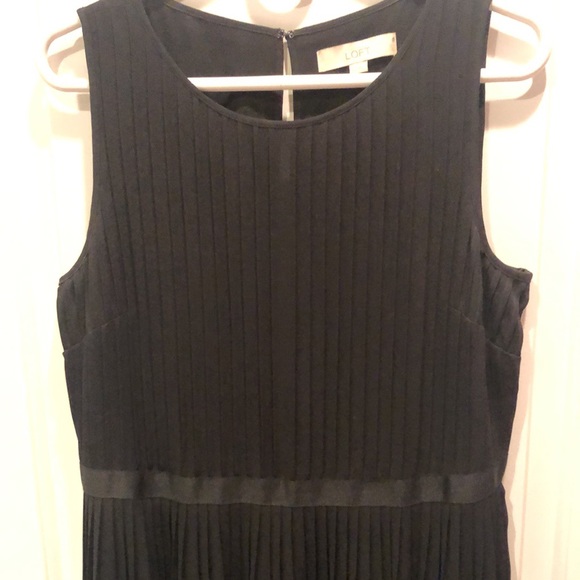 LOFT black pleated dress. Size 10 - Picture 3 of 3